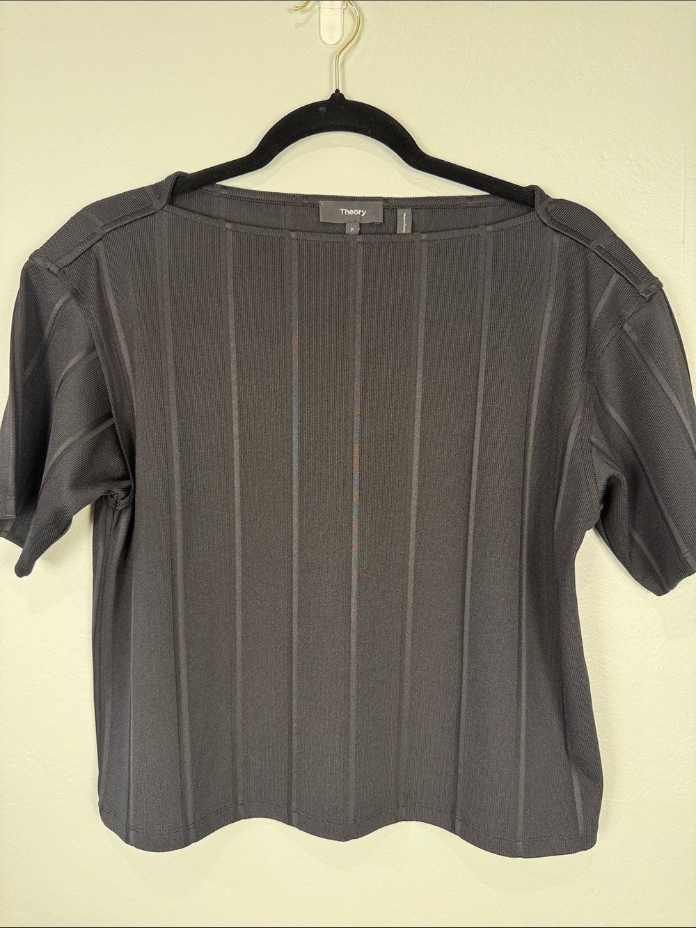 Theory Black Ribbed Mid-weight Short Sleeve Knit Top Size P